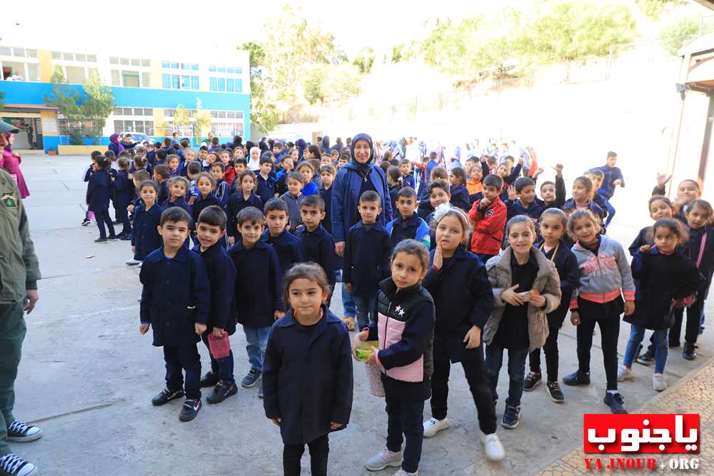 افتتحت بلدية طيردبا قاعة الشيخ محمد جواد مغنية الإجتماعية بحضور الكتيبة الكورية التي قدمت للبلدة عدة خدمات 