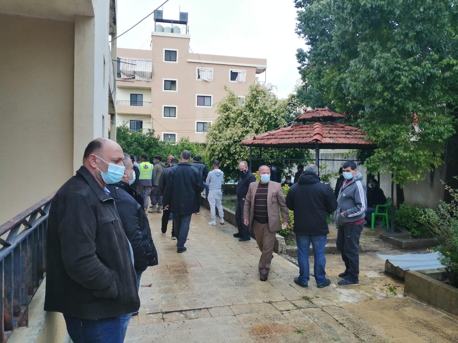 طيردبا : بالصور تشييع فقيدة الصبا إيفا علي حجازي الى مثواها الأخير 