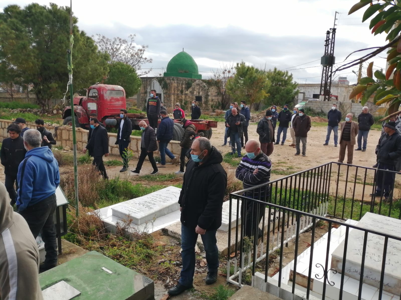 طيردبا : بالصور تشييع فقيدة الصبا إيفا علي حجازي الى مثواها الأخير 