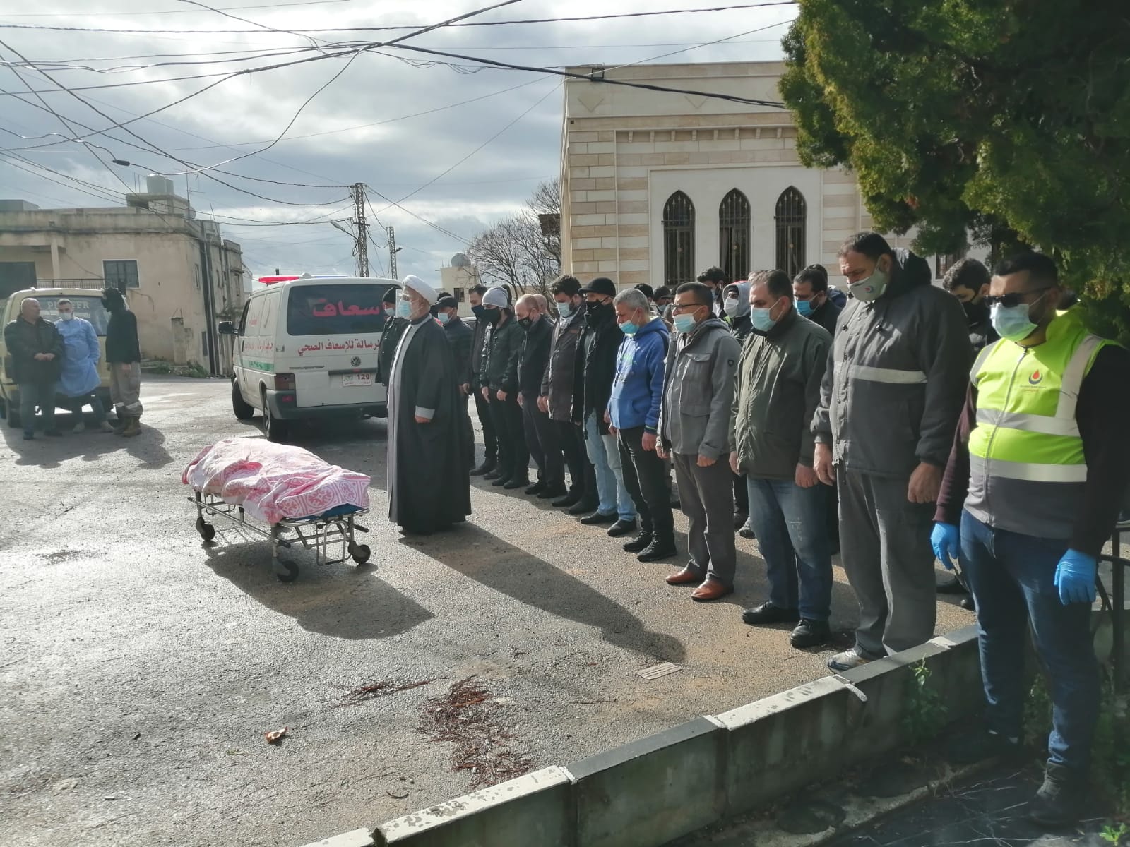 طيردبا : بالصور تشييع فقيدة الصبا إيفا علي حجازي الى مثواها الأخير 