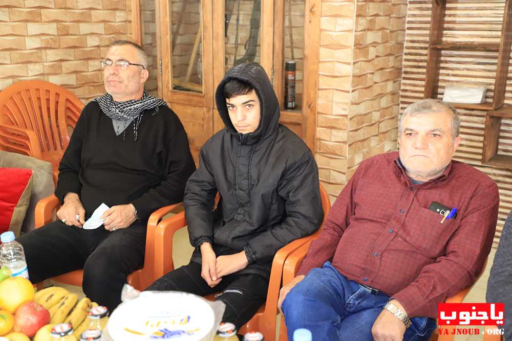 خطوبة الشاب خليل دهيني المقيم في زامبيا ابن بلدة طورا على الآنسة سجى رشيد من بلدة كفرا و قد تمت الخطوبة في بلدة طيردبا 