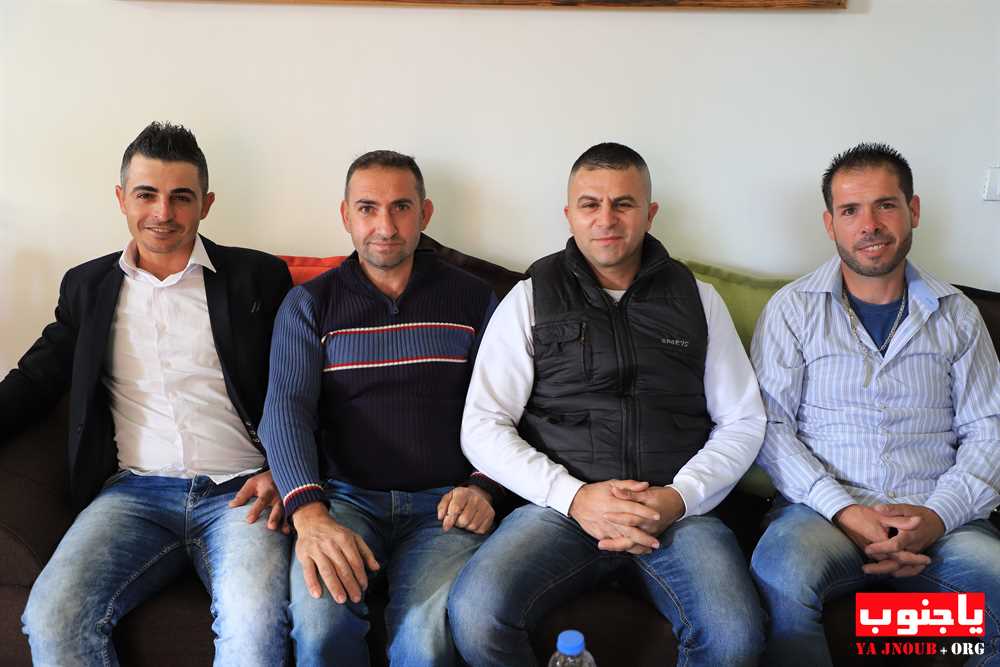 خطوبة الشاب خليل دهيني المقيم في زامبيا ابن بلدة طورا على الآنسة سجى رشيد من بلدة كفرا و قد تمت الخطوبة في بلدة طيردبا 