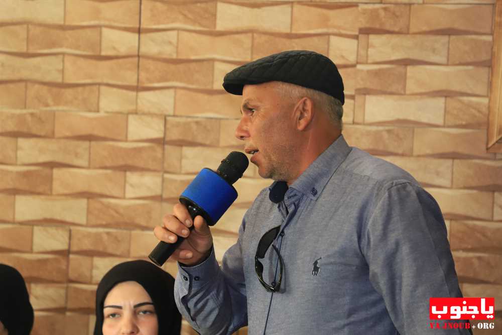 خطوبة الشاب خليل دهيني المقيم في زامبيا ابن بلدة طورا على الآنسة سجى رشيد من بلدة كفرا و قد تمت الخطوبة في بلدة طيردبا 