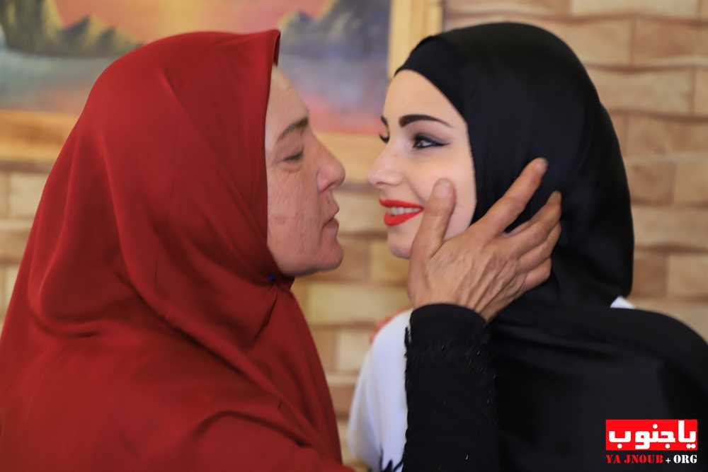 خطوبة الشاب خليل دهيني المقيم في زامبيا ابن بلدة طورا على الآنسة سجى رشيد من بلدة كفرا و قد تمت الخطوبة في بلدة طيردبا 