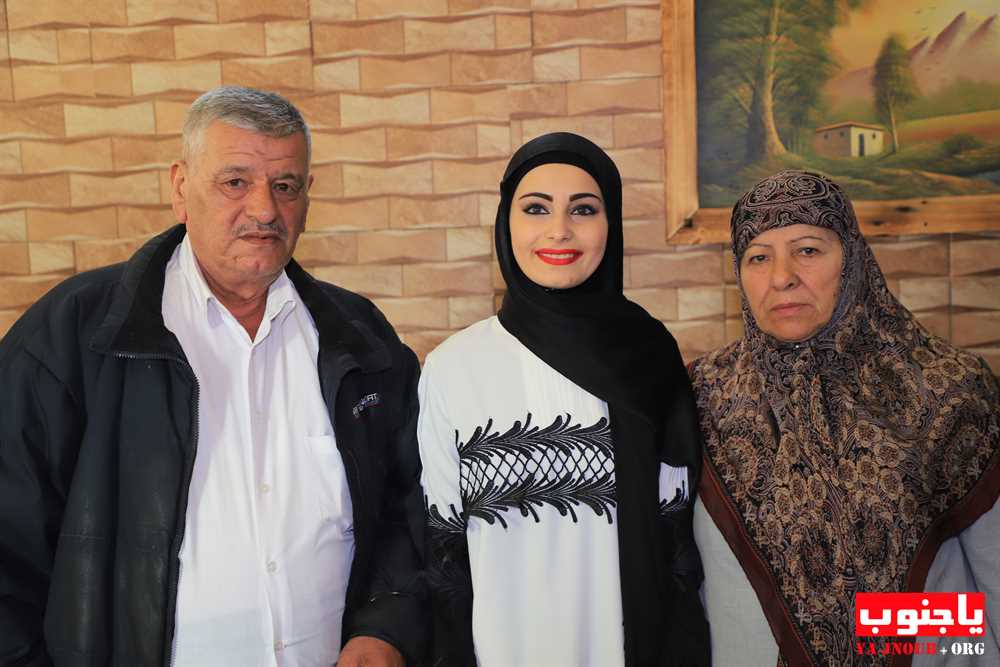 خطوبة الشاب خليل دهيني المقيم في زامبيا ابن بلدة طورا على الآنسة سجى رشيد من بلدة كفرا و قد تمت الخطوبة في بلدة طيردبا 