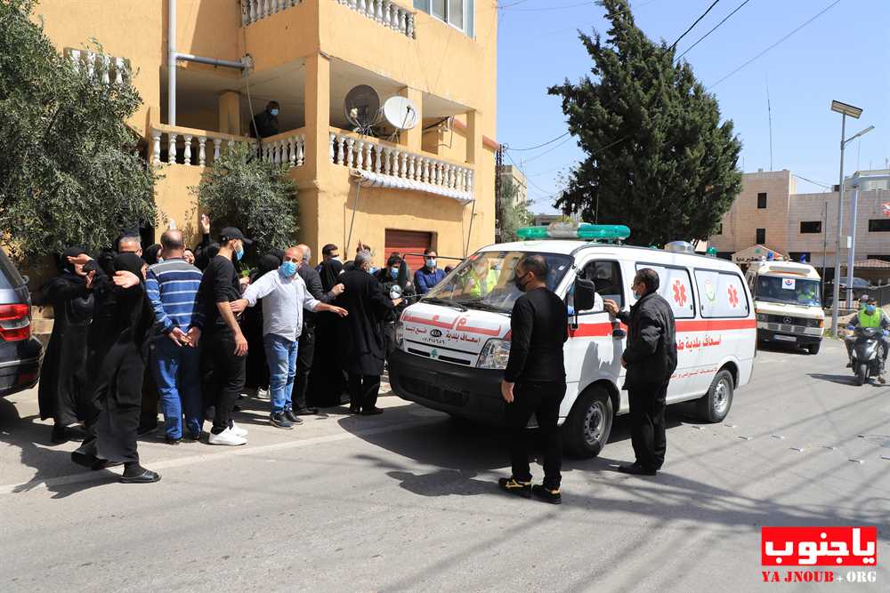 بلدة طيردبا شيعت المرحومة الحاجة خديجة سليمان فقيه 