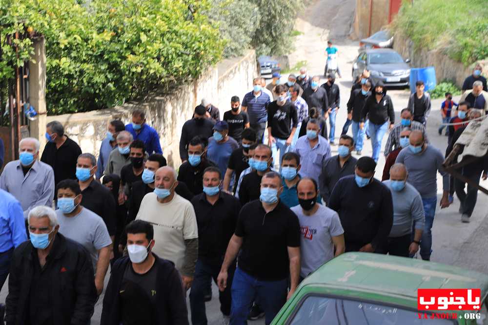 بلدة طيردبا شيعت المرحوم الحاج حسين احمد حسن مغنية الى مثواه الأخير   