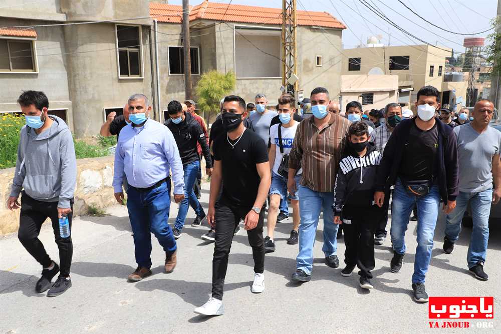 بلدة طيردبا شيعت المرحوم الحاج حسين احمد حسن مغنية الى مثواه الأخير   