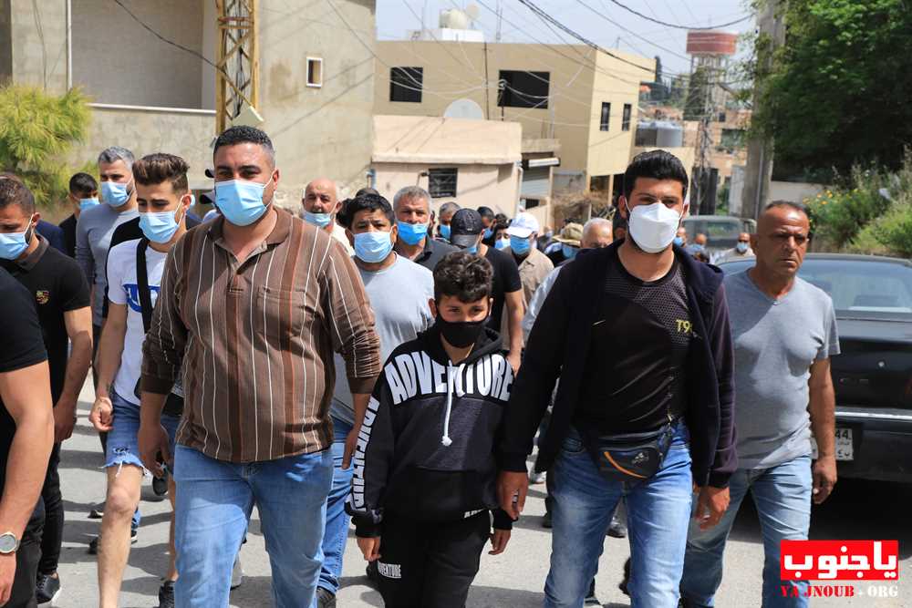 بلدة طيردبا شيعت المرحوم الحاج حسين احمد حسن مغنية الى مثواه الأخير   