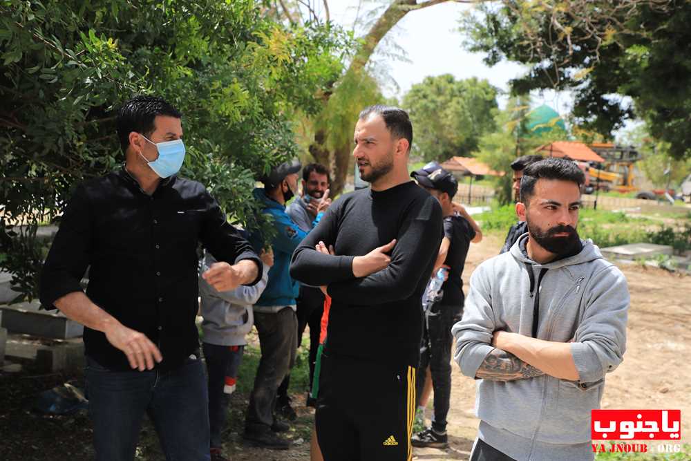 بلدة طيردبا شيعت المرحوم الحاج حسين احمد حسن مغنية الى مثواه الأخير   