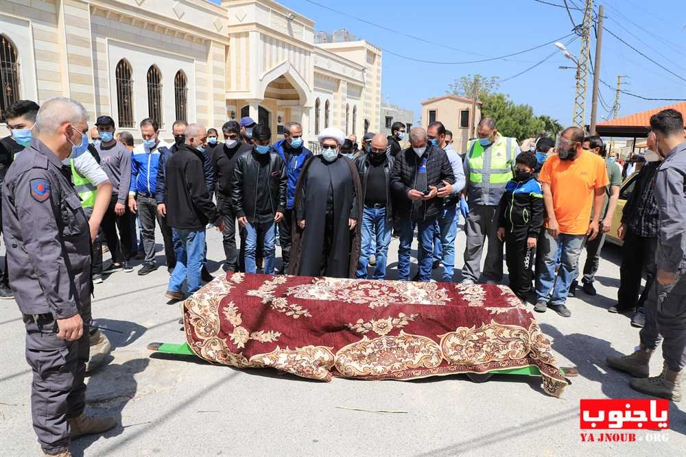 بلدة طيردبا شيعت الفقيدة الغالية الحاجة فوزية فايز يحيى حرم المرحوم السيد هاشم هاشم الى مثواها الأخير 