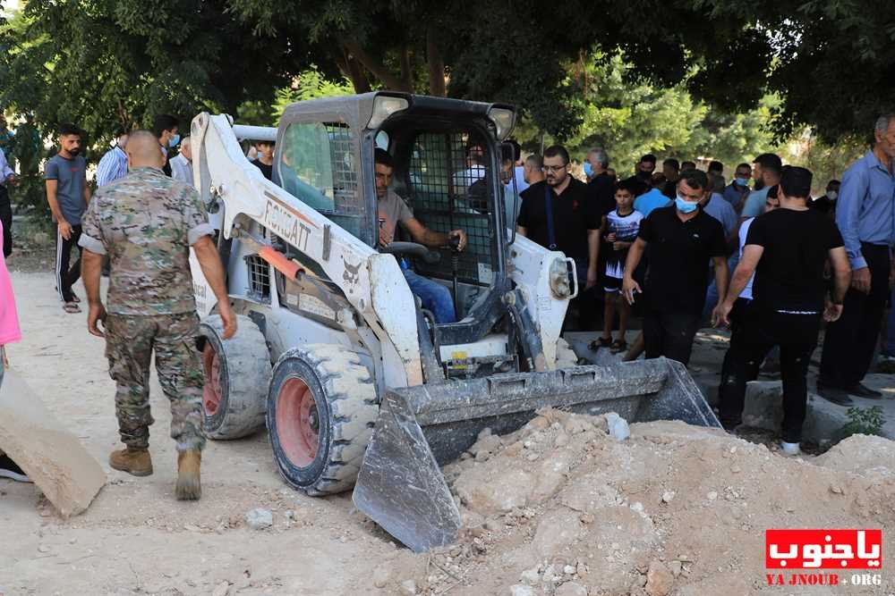 بلدة طيردبا الجنوبية شيعت الفقيد الغالي يوسف اسماعيل مغنية بمأتم حاشد الى مثواه الأخير 