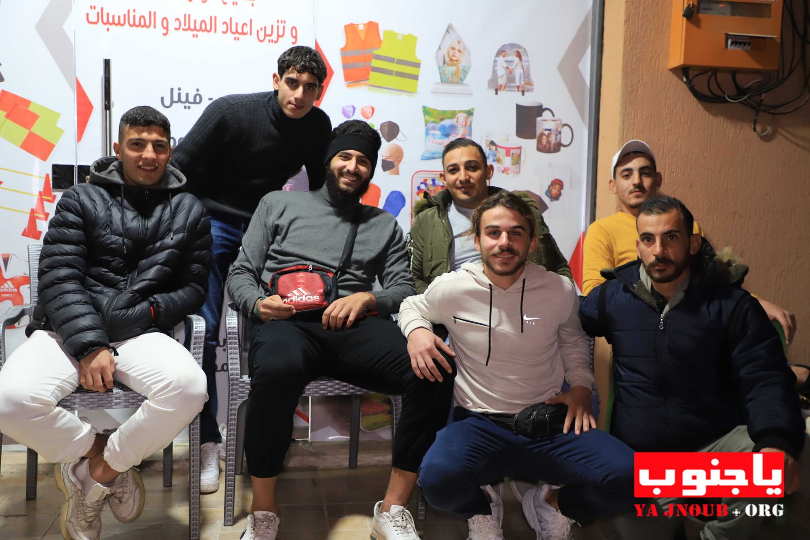 بعونه تعالى تم إفتتاح asfour cafe (vip) في بلدة طيردبا الجنوبية 