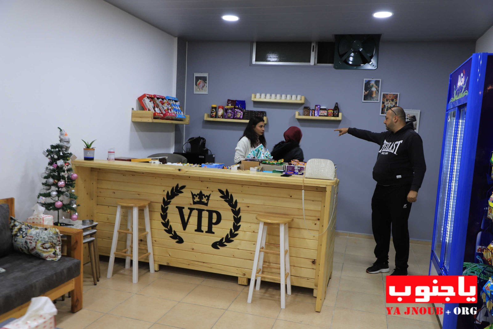 بعونه تعالى تم إفتتاح asfour cafe (vip) في بلدة طيردبا الجنوبية 