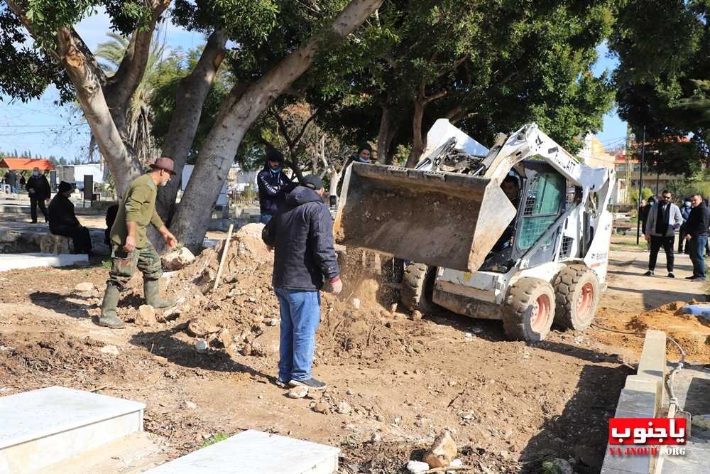 بلدة طيردبا شيعت الفقيد الغالي المرحوم الأستاذ المربي كامل نمر شبلي 