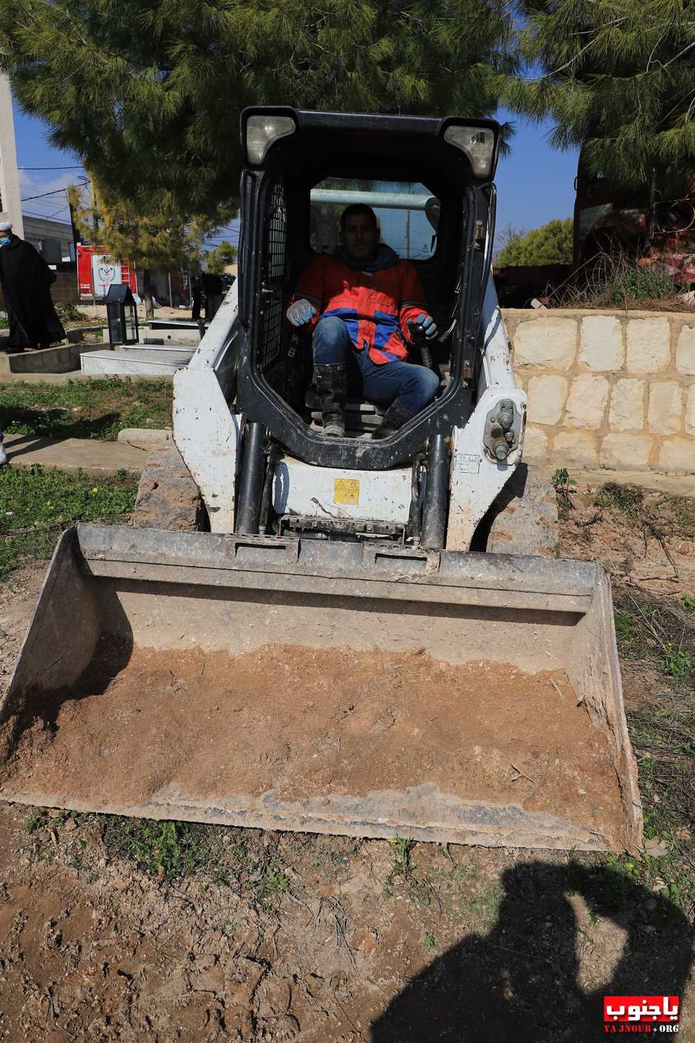 بلدة طيردبا الجنوبية شيعت المرحومة الحاجة أمان الشيخ علي مغنية 