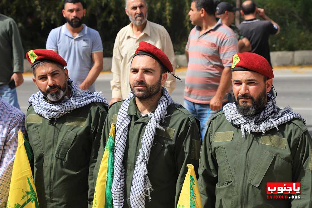 طيردبا : إحياء يوم القدس العالمي في بلدة طيردبا أمام النصب التذكاري للشهيد القائد الحاج عماد مغنية  