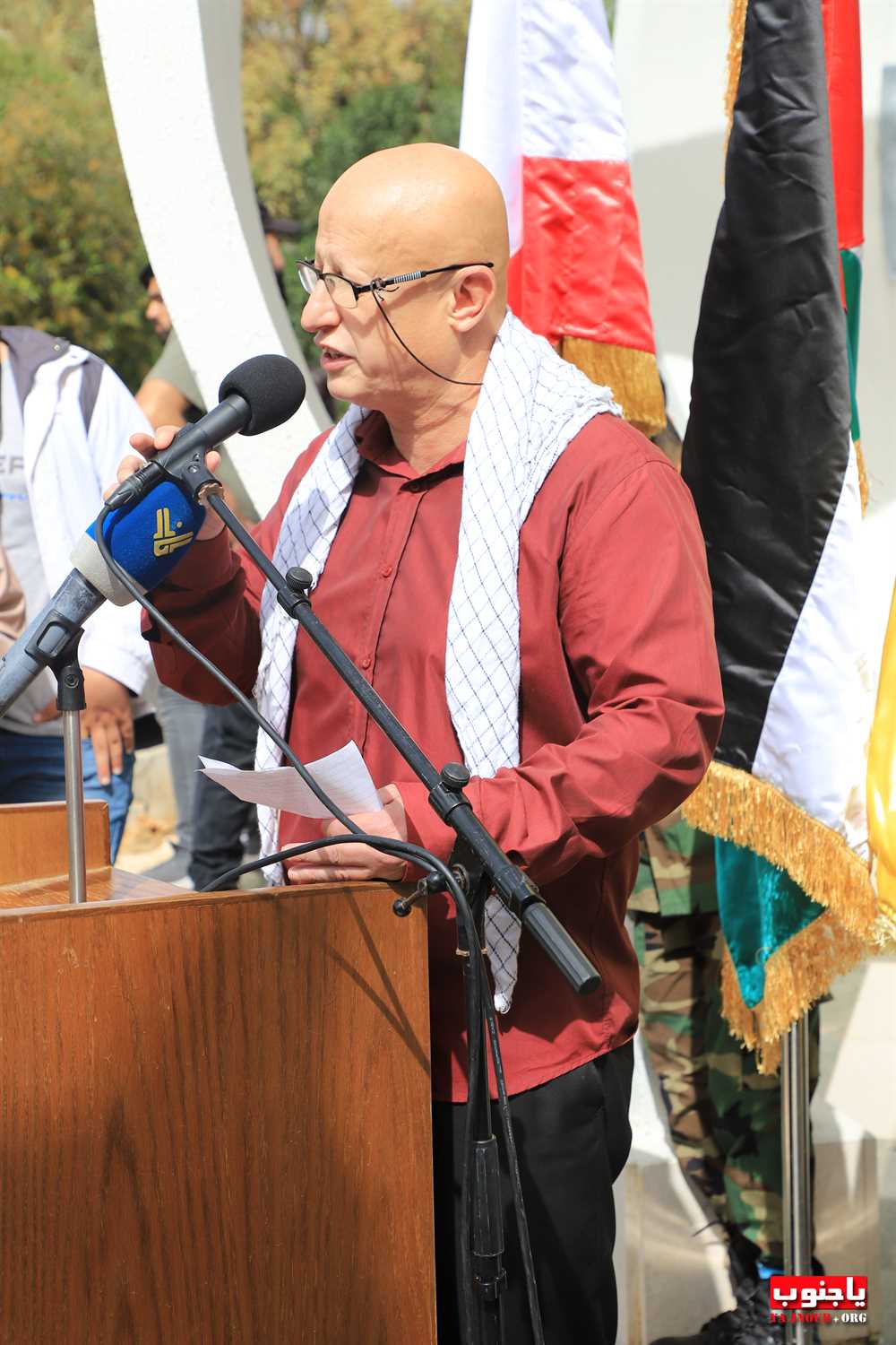 طيردبا : إحياء يوم القدس العالمي في بلدة طيردبا أمام النصب التذكاري للشهيد القائد الحاج عماد مغنية  