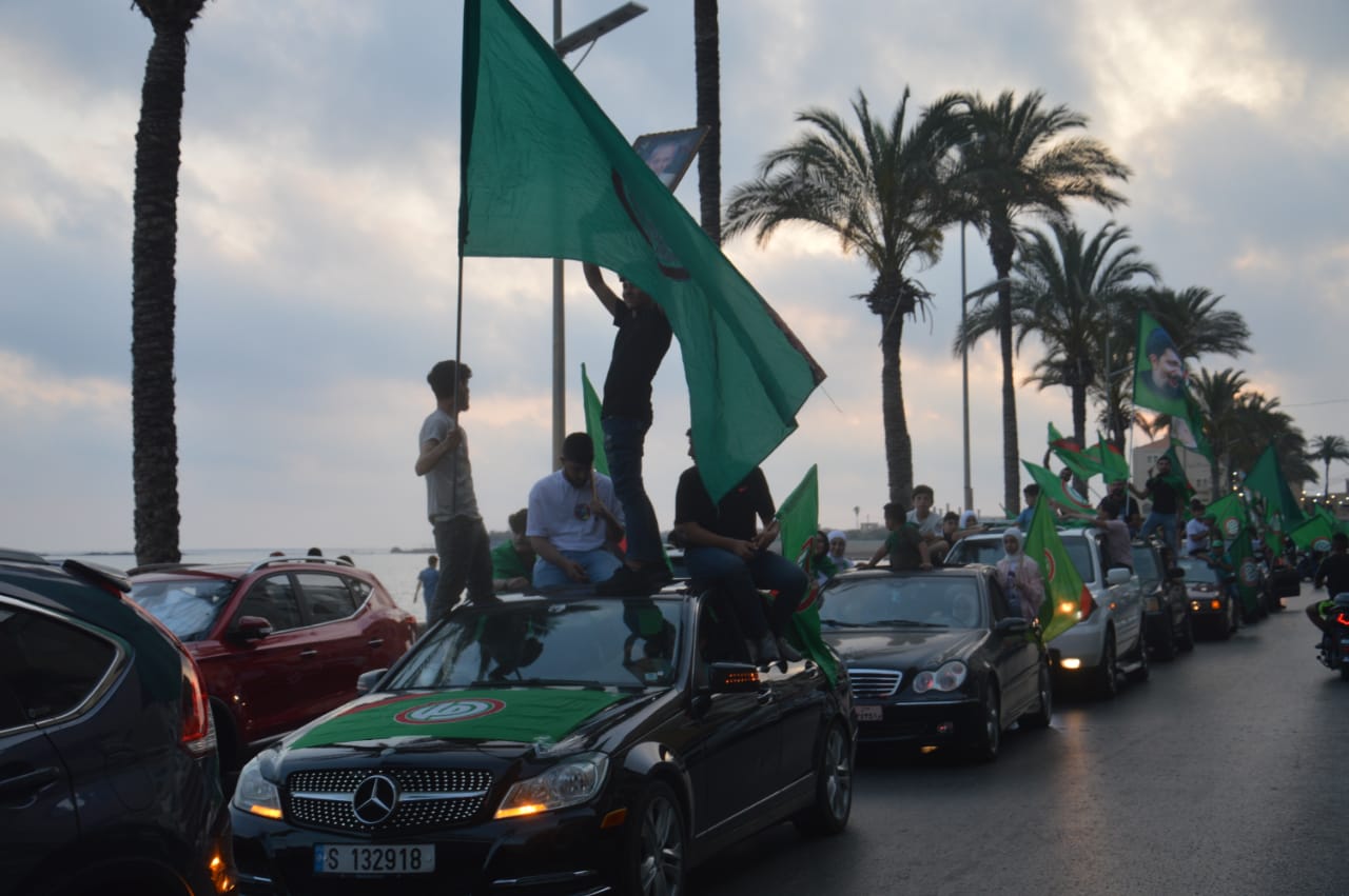 جماهير امل احتفلت بإنتخاب الرئيس بري بولاية سابعة في مدينة صور 