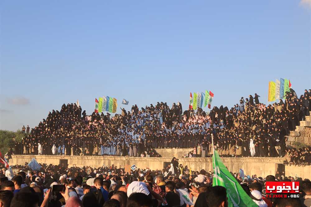 بالصور الجنوب ينشد سلام يا مهدي امام زماني من مدينة صور الآثارات تصوير وسام حسن موقع ياجنوب.أورغ ٢٠٢٢