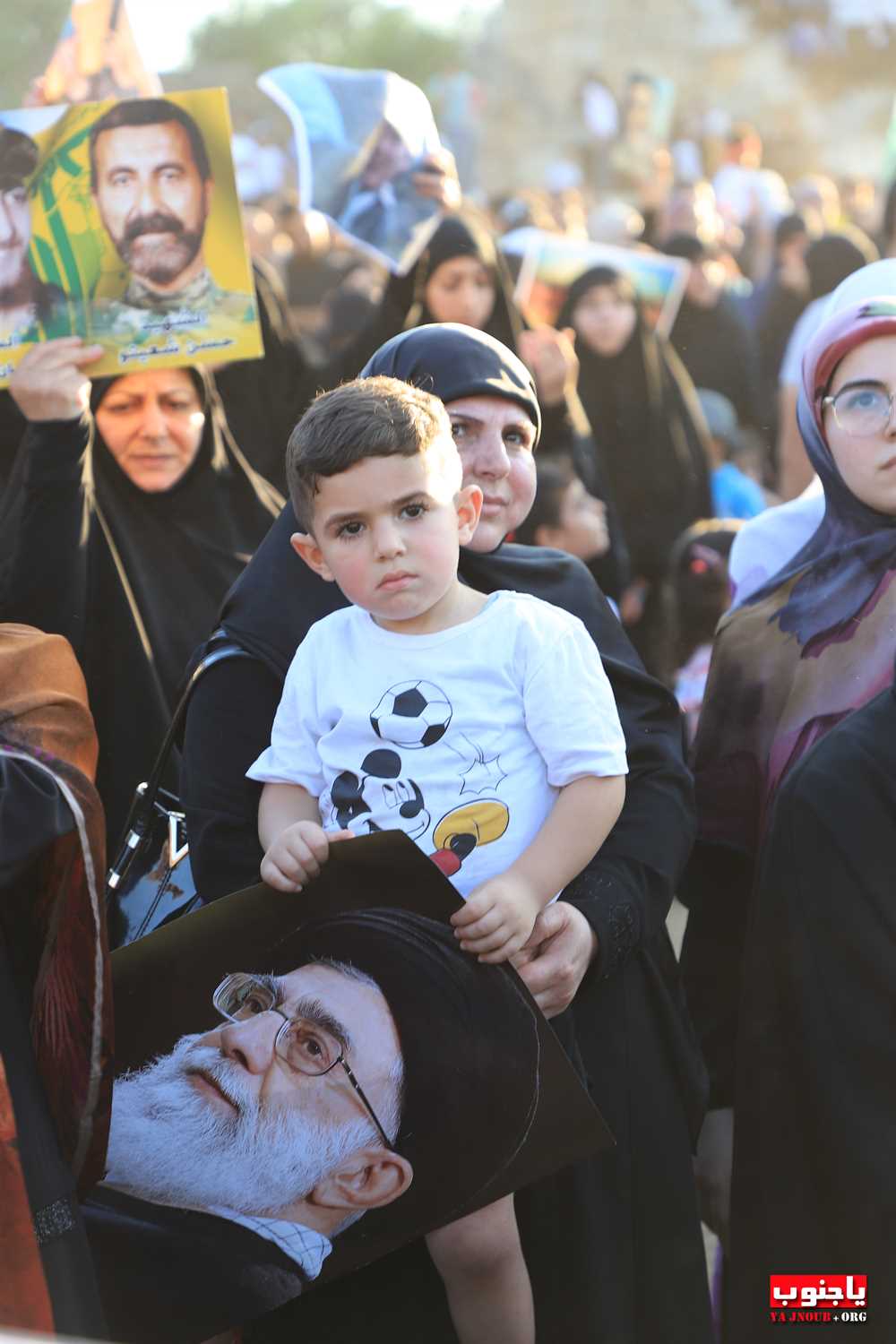 بالصور الجنوب ينشد سلام يا مهدي امام زماني من مدينة صور الآثارات تصوير وسام حسن موقع ياجنوب.أورغ ٢٠٢٢
