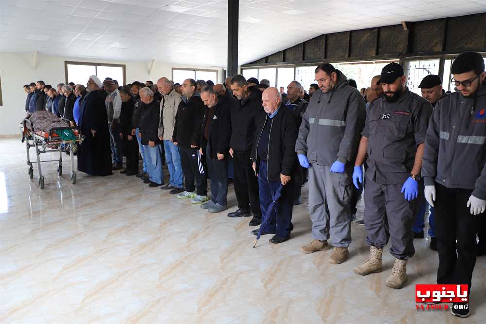 بلدة طيردبا الجنوبية شيعت المرحومة الحاجة فاطمة عبدالحسن مغنية ام سلمان عزالدين