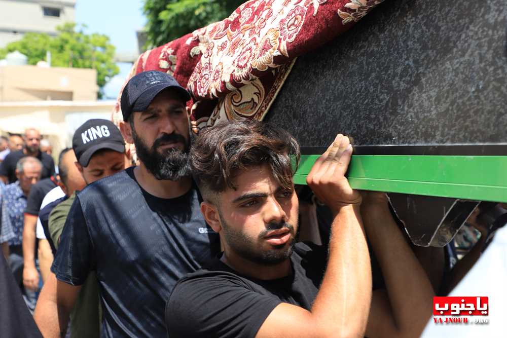 بلدة طيردبا الجنوبية شيعت الفقيدة الغالية المرحومة علية زيون 