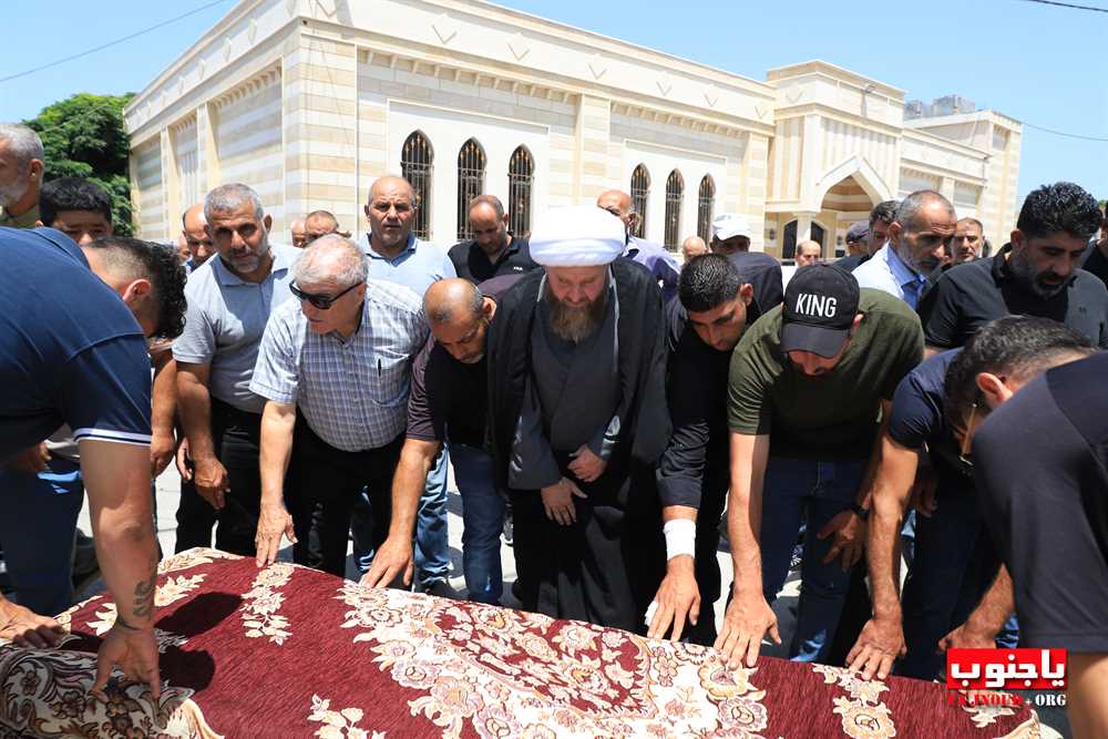 بلدة طيردبا الجنوبية شيعت الفقيدة الغالية المرحومة علية زيون 