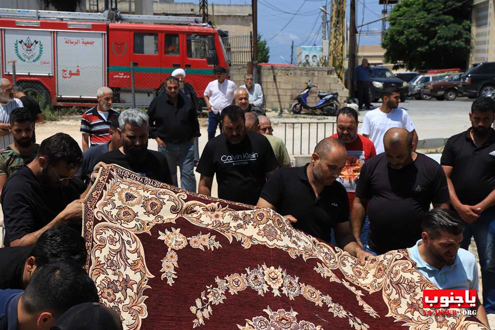 بلدة طيردبا الجنوبية شيعت الفقيدة الغالية المرحومة علية زيون 