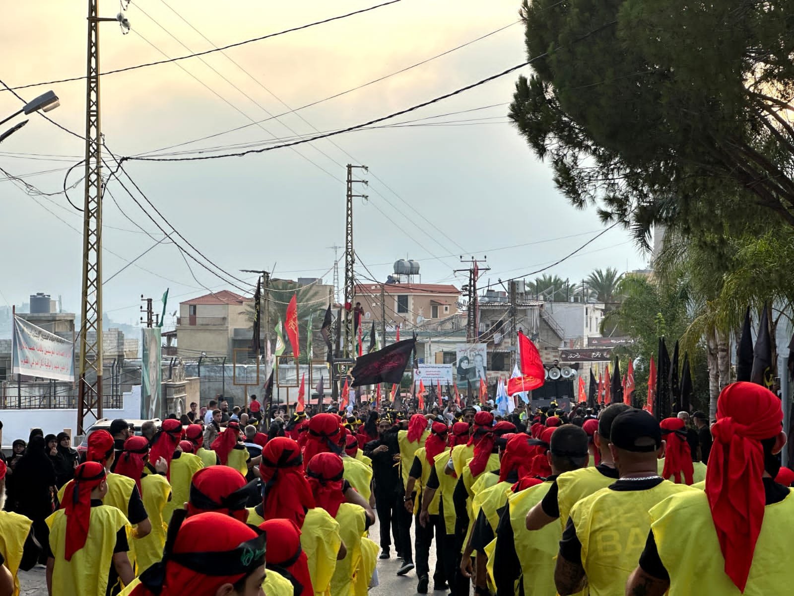 عاشوراء جنوب لبنان _ بالصور مسيرة عاشورائية حاشدة في بلدة شحور الجنوبية 