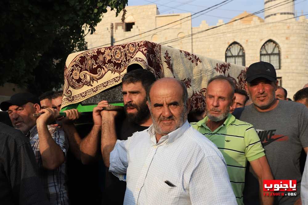 بلدة طيردبا الجنوبية شيعت عميد ال زيات الحاج محمد احمد زيات ابو قاسم الى مثواه الأخير 