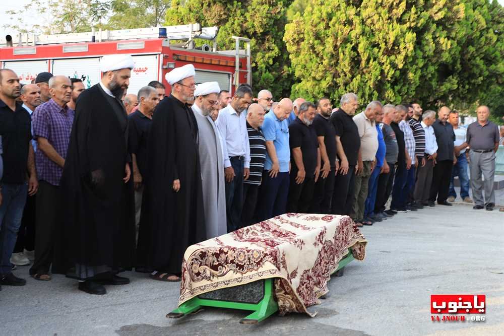 بلدة طيردبا الجنوبية شيعت عميد ال زيات الحاج محمد احمد زيات ابو قاسم الى مثواه الأخير 