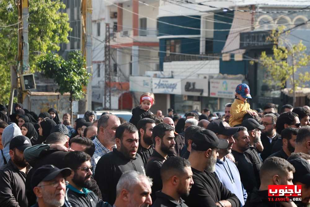  بحضور حاشد مدينة صور شيعت الشهيد المجاهد رضوان علي حمودي الى مثواه الأخير 