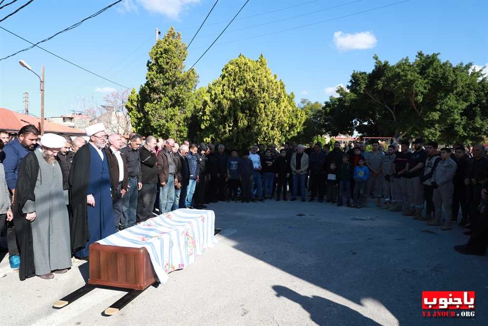 بلدة طيردبا شيعت الفقيدة الغالية المرحومة الحاجة آمال موسى فقيه / ام أحمد الشقيف الى مثواها الأخير 