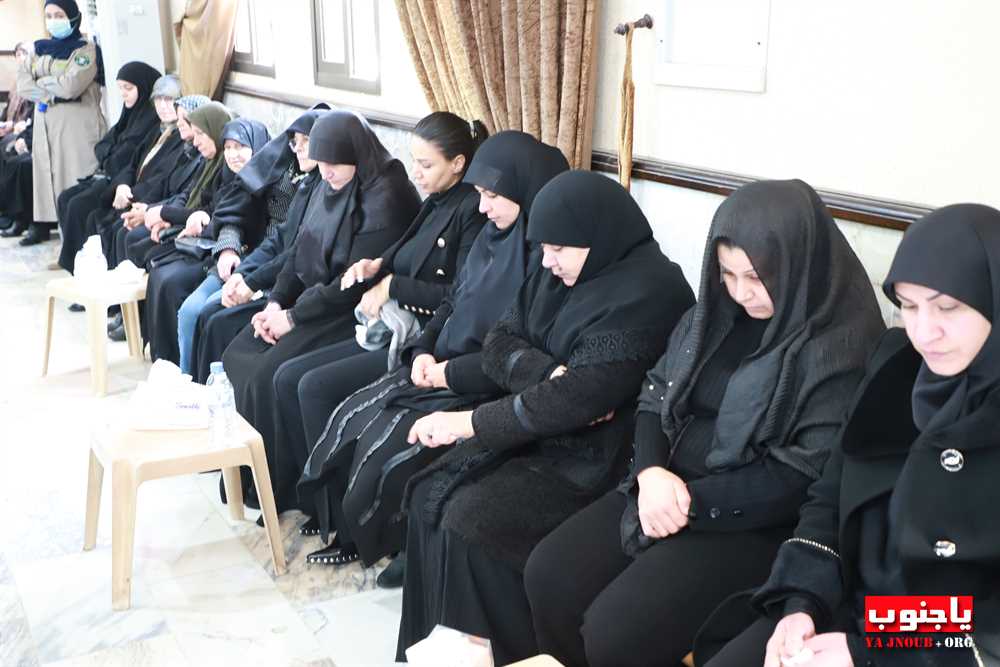 طيردبا : ذكرى مرور ثلاثة أيام على وفاة الفقيدة الغالية المرحومة الحاجة نايفة زيدان في حسينية السيدة زينب ع  