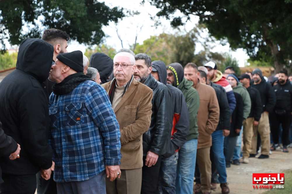 بلدة طيىربا شيعت فقيد لقمة العيش الشاب مصطفى الزاكري الى مثواه الأخير 