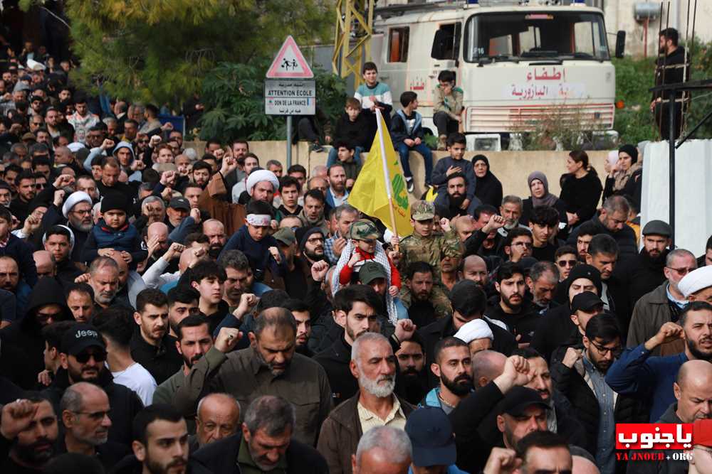 بالصور من تشييع الشهيد علي محمد حدرج في بلدة البازورية الجنوبية /. 200 صورة 