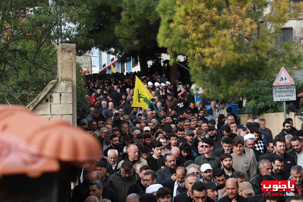 بالصور من تشييع الشهيد علي محمد حدرج في بلدة البازورية الجنوبية /. 200 صورة 