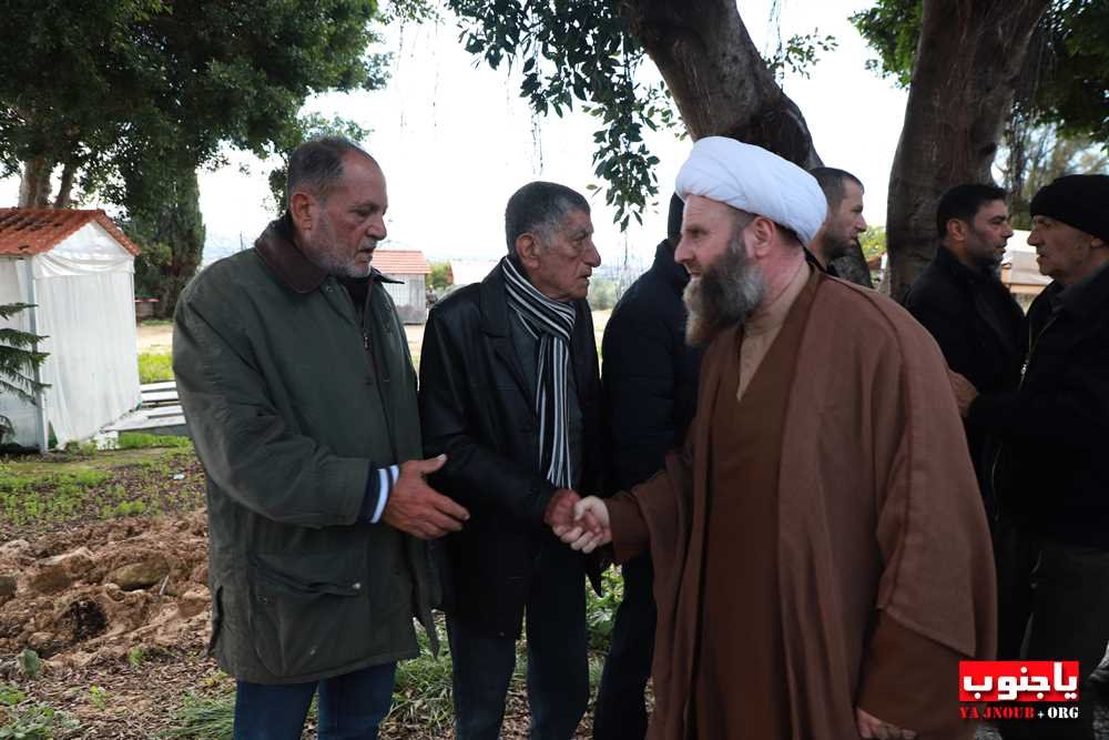 بلدة طيردبا شيعت الفقيدة الغالية المرحومة  الحاجة حياة احمد رضا / ام محمد عجمي الى مثواها الأخير