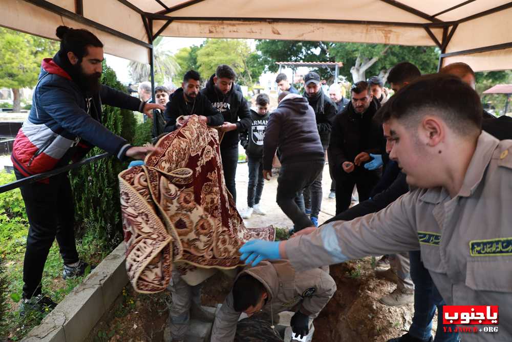 بلدة طيردبا الجنوبية شيعت الفقيدة الغالية المرحومة الحاجة انتصار محسن مغنية -ام سامي رضا الى مثواها الأخير 