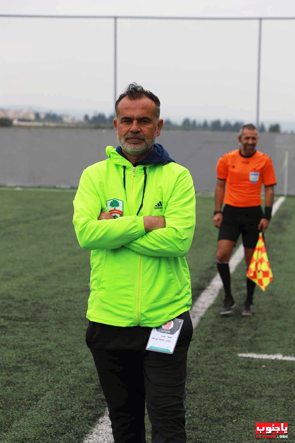بالصور لقطات من مباراة السلام صور و النهضة عين بعال التي اقيمت على ملعب عباس ناصر في العباسية و انتهت بالتعادل ٢-٢ 