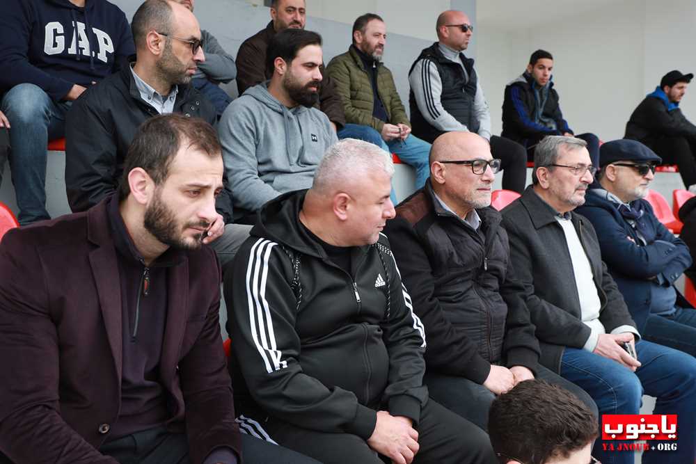 بالصور لقطات من مباراة السلام صور و النهضة عين بعال التي اقيمت على ملعب عباس ناصر في العباسية و انتهت بالتعادل ٢-٢ 