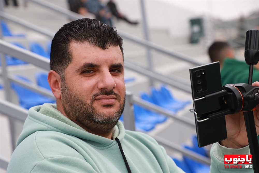 بالصور لقطات من مباراة السلام صور و النهضة عين بعال التي اقيمت على ملعب عباس ناصر في العباسية و انتهت بالتعادل ٢-٢ 