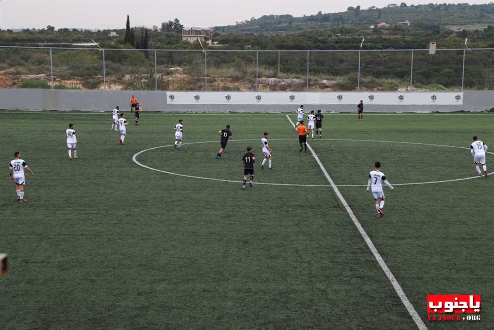 بالصور لقطات من مباراة السلام صور و النهضة عين بعال التي اقيمت على ملعب عباس ناصر في العباسية و انتهت بالتعادل ٢-٢ 