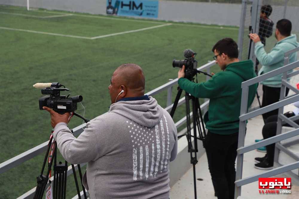 بالصور لقطات من مباراة السلام صور و النهضة عين بعال التي اقيمت على ملعب عباس ناصر في العباسية و انتهت بالتعادل ٢-٢ 