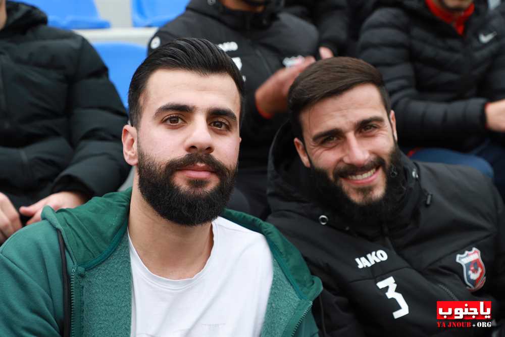 بالصور لقطات من مباراة السلام صور و النهضة عين بعال التي اقيمت على ملعب عباس ناصر في العباسية و انتهت بالتعادل ٢-٢ 