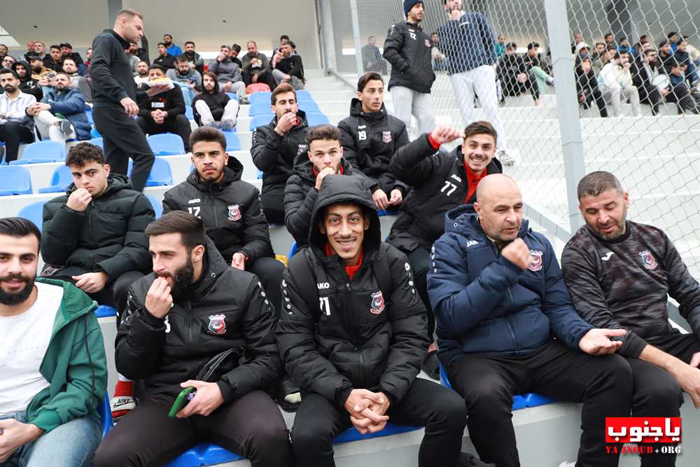 بالصور لقطات من مباراة السلام صور و النهضة عين بعال التي اقيمت على ملعب عباس ناصر في العباسية و انتهت بالتعادل ٢-٢ 