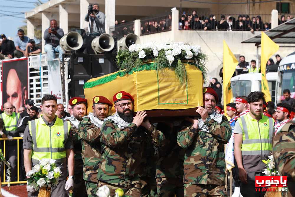 بالصور : تشييع الشهيد عباس أحمد خليل في بلدة السماعية الجنوبية 