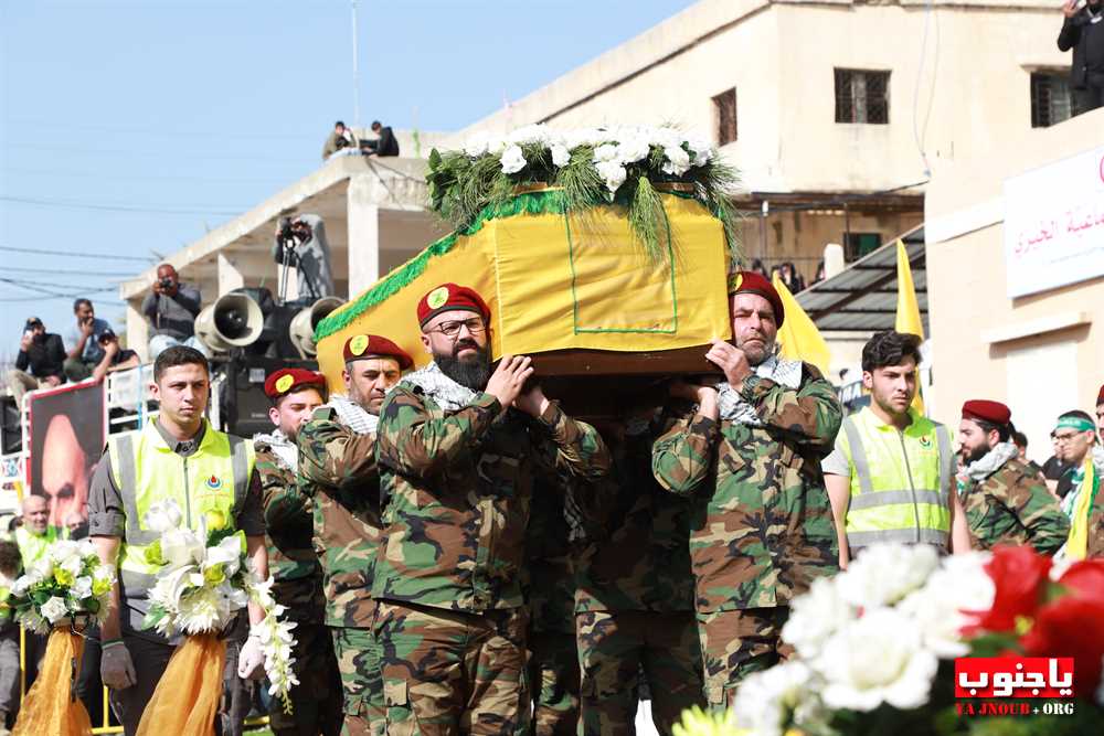 بالصور : تشييع الشهيد عباس أحمد خليل في بلدة السماعية الجنوبية 