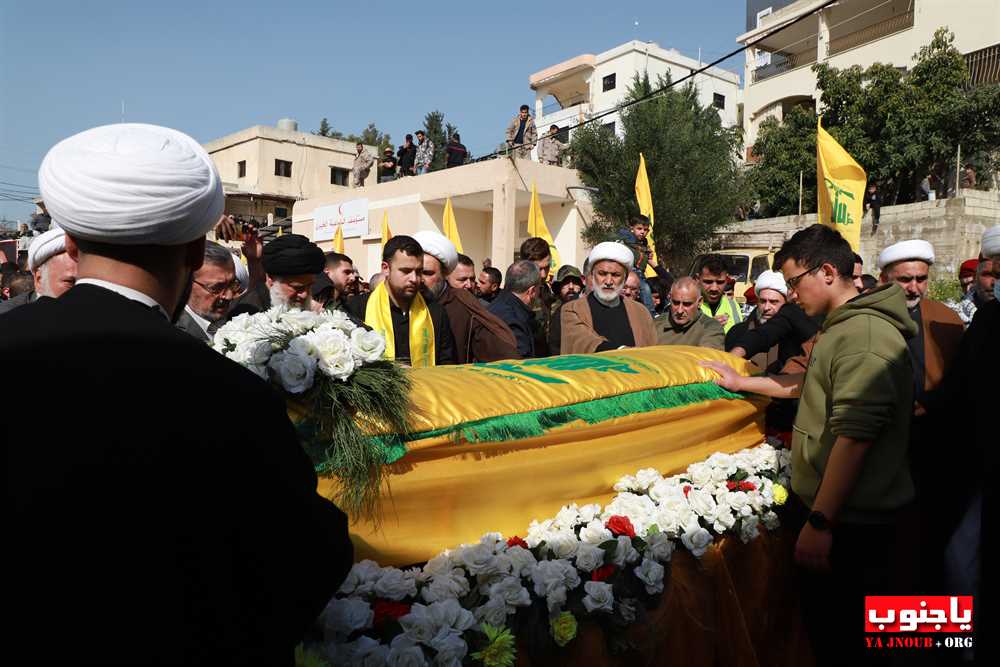 بالصور : تشييع الشهيد عباس أحمد خليل في بلدة السماعية الجنوبية 